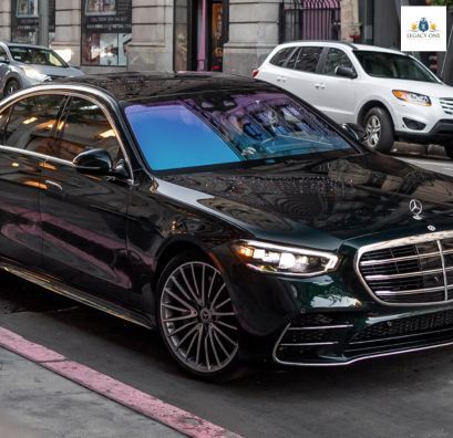  "Professional chauffeur providing DFW airport black car pickup service"