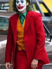 Joker Joaquin Phoenix Red Tuxedo