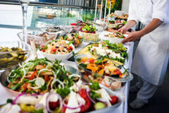 Primary things to consider while preparing party catering food -