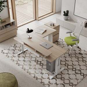 Stand Tall: Improve Posture with the Right Desk