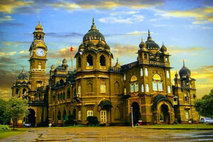 Pune to Kolhapur Cab