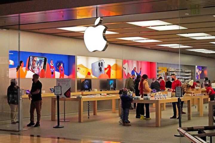 Where to Find the Best Apple Store in Delhi?