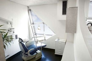 What services do emergency dental offices provide?