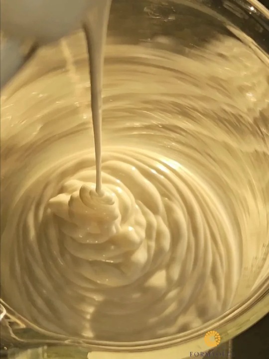 Why Entrepreneurs Prefer Small-Batch Skincare Manufacturers