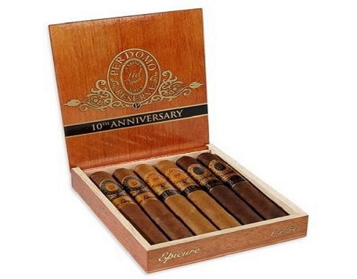 Perdomo Reserve 10th Anniversary Champagne Epicure Gift Sampler | Smokedale Tobacco