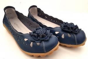 Soft Comfortable Leather Footwear For Ladies