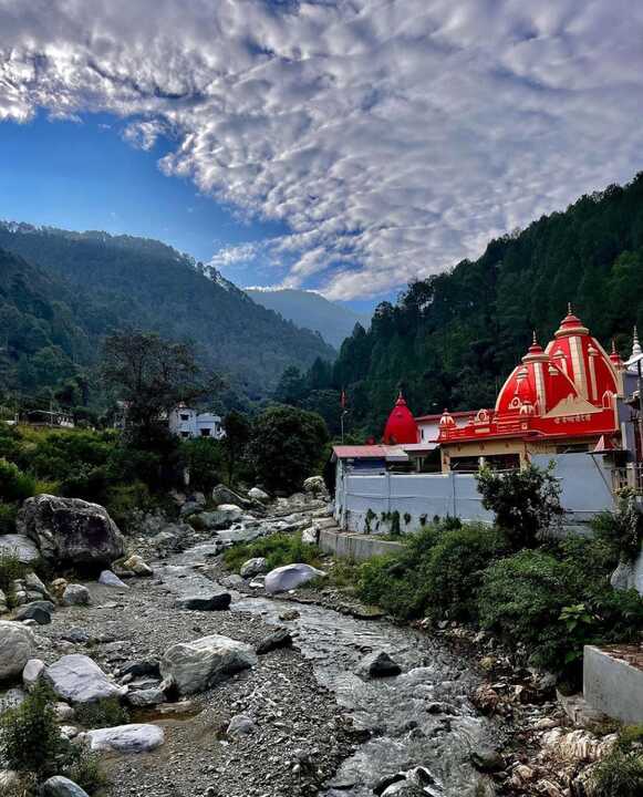 Experience the Magic of Neem Karoli Baba Ashram Kainchi Dham Photos-A Photographic Tour