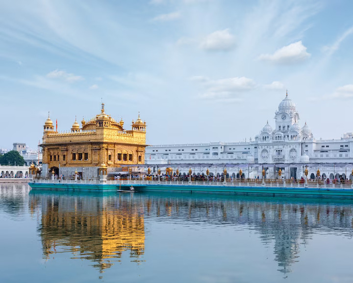 Amritsar Affordable Tour Packages with Rajasthan Holidays 