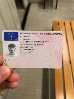 Comprare la patente di guida italiana B online senza esami