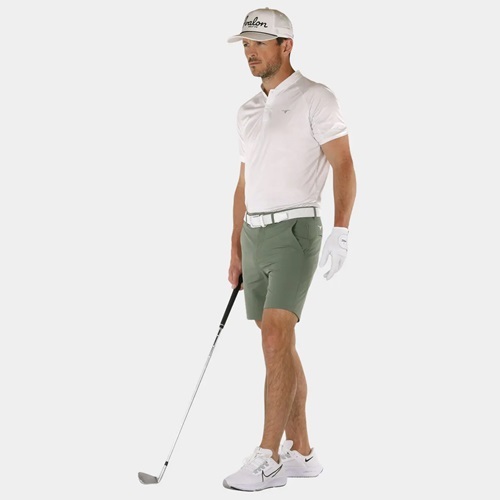 Perfecting Your Game and Style: A Manual for Men's Golf Shorts