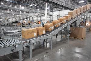 Conveyors for boxes: what they are and their advantages