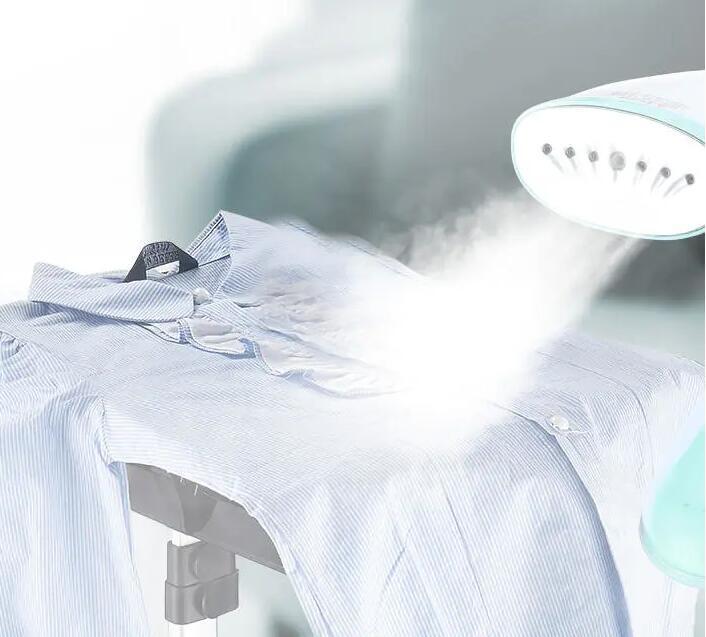 Factors To Consider When Buying a Garment Steamer