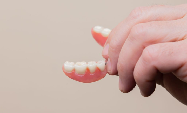 5 Signs Your Dentures Need Professional Repair