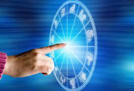 Astrologers read your astrology cards for successful living