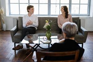 How GroundedLife Relationship Therapy Can Help You Overcome Trust Issues