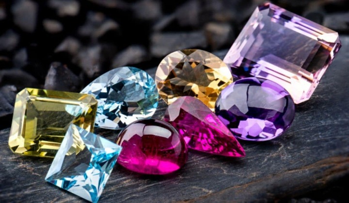 Gemstone Selection Guide: Finding Your Sparkle