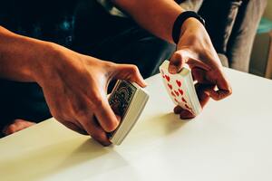 How to Play Poker - The Basics