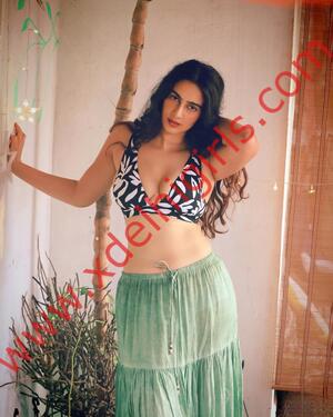 Call us to get incredible escorts solutions in Delhi