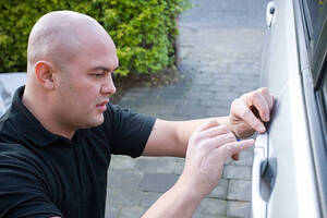 Unlocking the Importance of a Car Locksmith