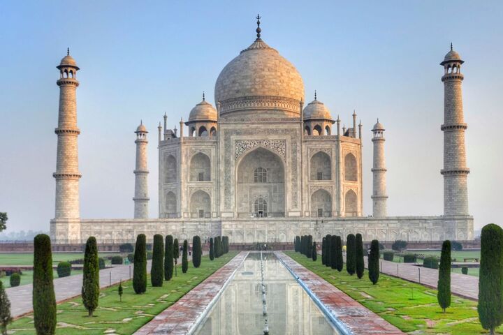 Taj Mahal same day tour by car from Delhi by Taj Same Day Tour Company.
