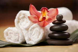 How Does Hot Stone Massage Therapy Help Relives Stress?