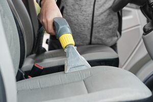 How to Choose the Right Car Vacuum Cleaning in Garland, TX?