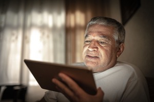 E-Libraries for Seniors: Making Reading Accessible Again