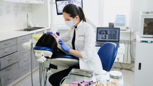 What Makes Composite Veneers in Dubai a Top Smile Solution?