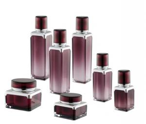 Cosmetic Package Manufacturers Introduces The Production Strategy Of Glass Bottle Packaging