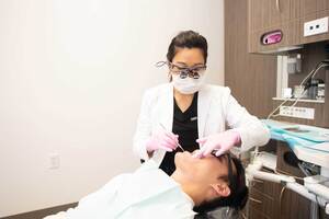 Why Choose Montrose Dentist as Your Emergency Dentist?