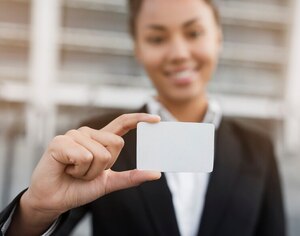 Why Physical Business Cards Still Matter in a Digital Age