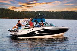 Family Fun: The Joys of Renting a Family Boat