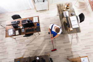 Beyond Clean: Transforming Workplaces with Professional Commercial Office Cleaning