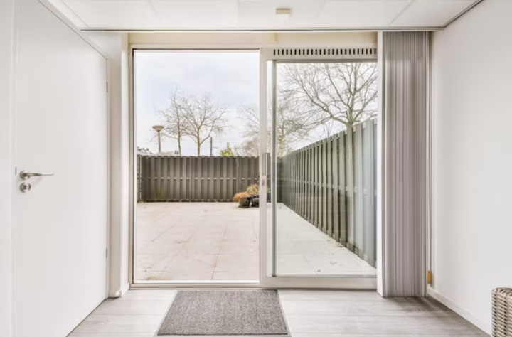 The Importance of Regular Sliding Door Track Maintenance