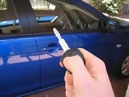What to know before contacting an automotive locksmith?