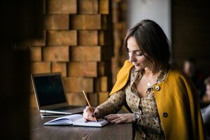Balancing Work &amp; Study: How Dissertation Writing Services Can Help