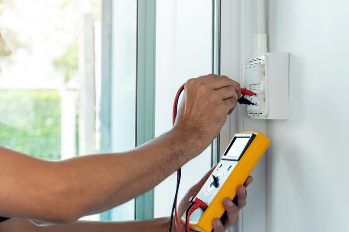 Why Is Hiring An Electrician A Must When Shifting To A New Home?
