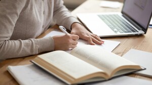 Why Do You Need Thesis Writing Assistance from Experts?