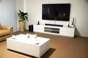 Why Choose a White Coffee Table for Your Living Room?